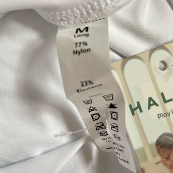 NWT Halara cloudfull crossover 2 in 1 skirt with side pocket shorts Size medium - Picture 9 of 15